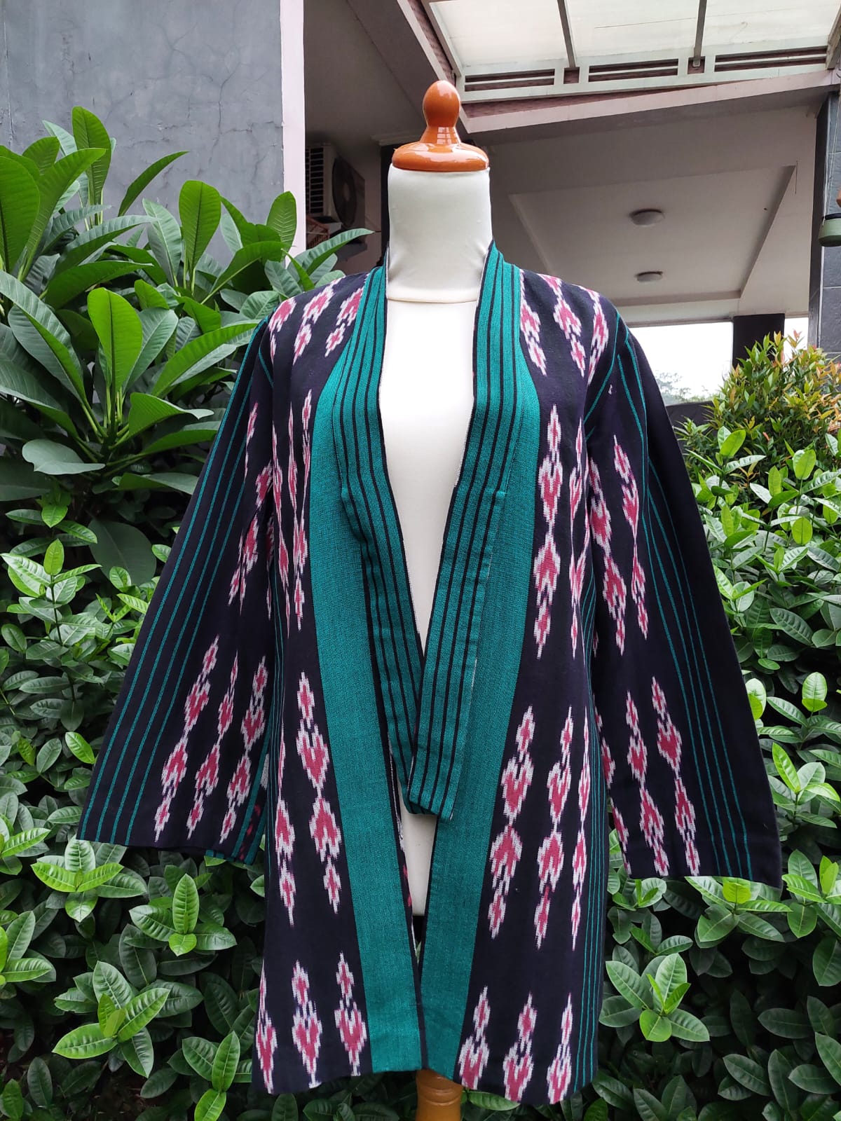 Women's Ethnic Outer Woven Ikat